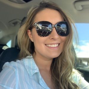 Meet your Posher, Rachel